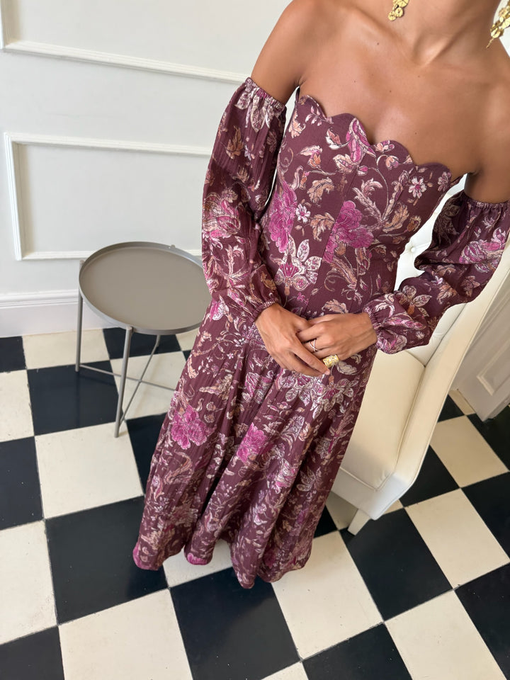 Nora Dress With Sleeves