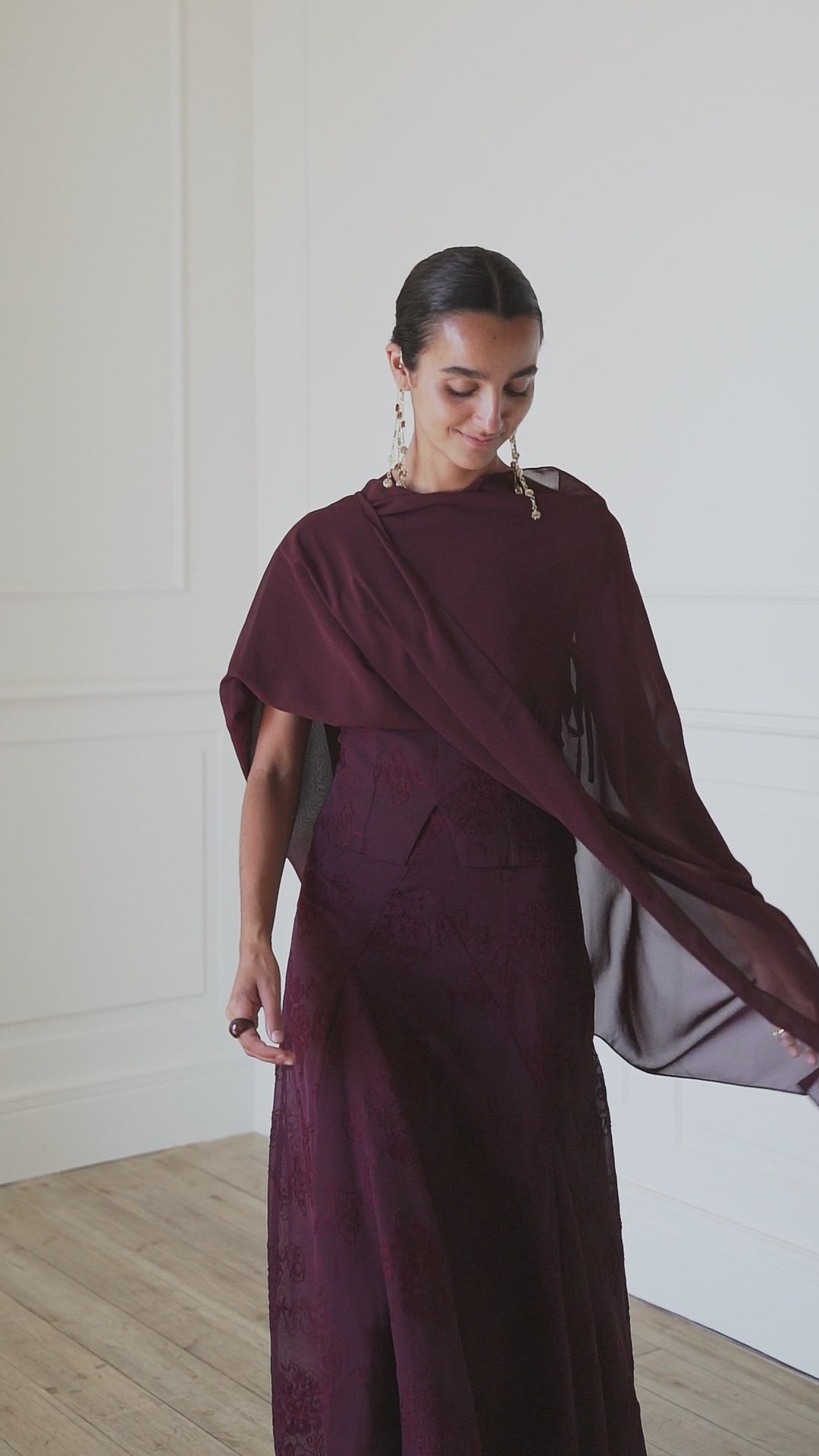 Amaia Semitransparent Cape